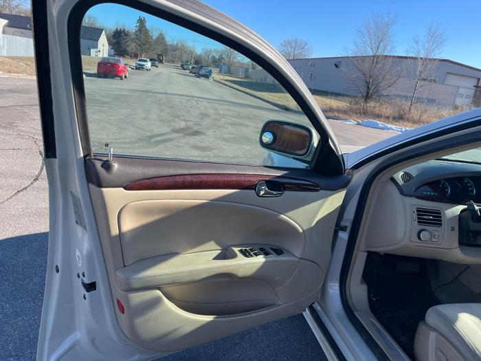2011 buick lucerne cx with 132160 miles for sale near elk-river, minnesota 7de410331eb040d691414b0b8525c850.jpg