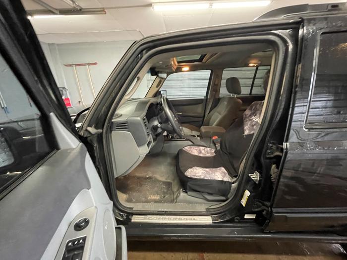 2007 jeep commander sport-4wd with 142319 miles for sale near elk-river, minnesota 7de9ba0dc51048a08528f942a3f56eb3.jpeg