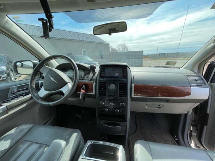 2008 chrysler town-&-country touring with 237369 miles for sale near elk-river, minnesota 7e0b099eae22446dba7a212fdd15a6e5.jpeg