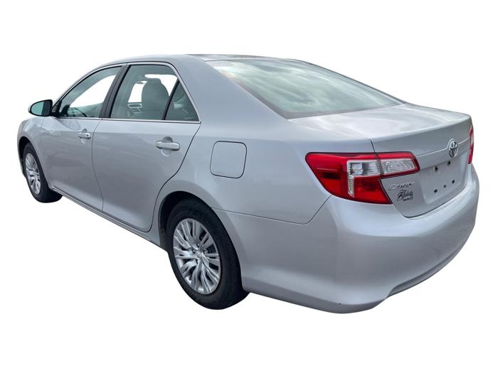 2012 toyota camry se with 161622 miles for sale near elk-river, minnesota 7e1a4d491e814906aceeefe634b58146.jpg
