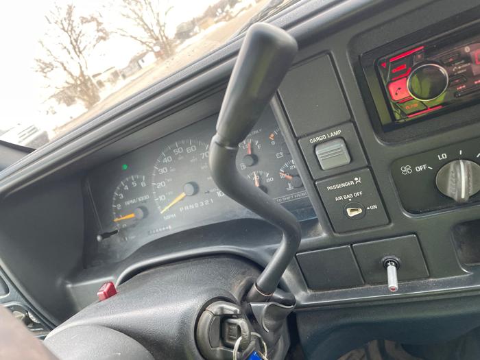 1998 chevrolet c-k-1500 k1500-4wd with 238024 miles for sale near alexandria, minnesota 7e20245a5fff43a9929810f8dcb5f97e.jpeg