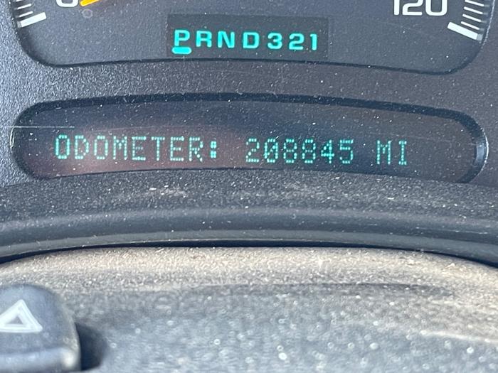 2005 chevrolet silverado-1500 ls-crew-cab-4wd with 208845 miles for sale near annandale, minnesota 7e37819e1f0d4a359bdc55330335ca4c.jpeg