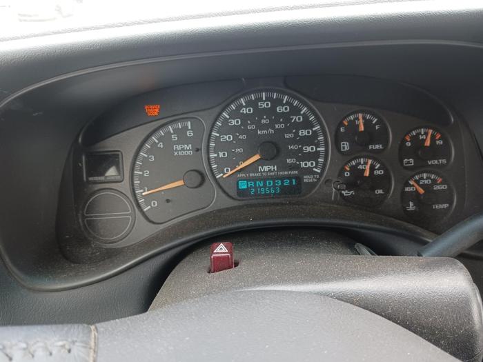 2002 chevrolet silverado-1500 ext.-cab-short-bed-4wd with 219563 miles for sale near elk-river, minnesota 7e76ab96945f493487ea103a5baca20e.jpg