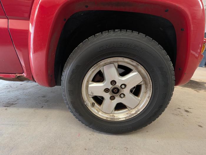 2003 jeep liberty limited-4wd with 186488 miles for sale near elk-river, minnesota 7eba21d38d1d447d9d6e01c6e3aec353.jpg