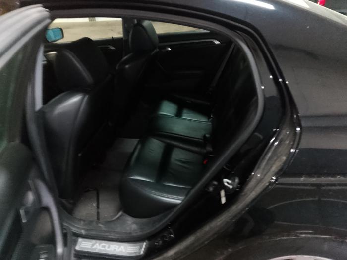 2005 acura tl 5-speed-at with 213380 miles for sale near elk-river, minnesota 7ed5d376a14a40209a64c469814f3992.jpg