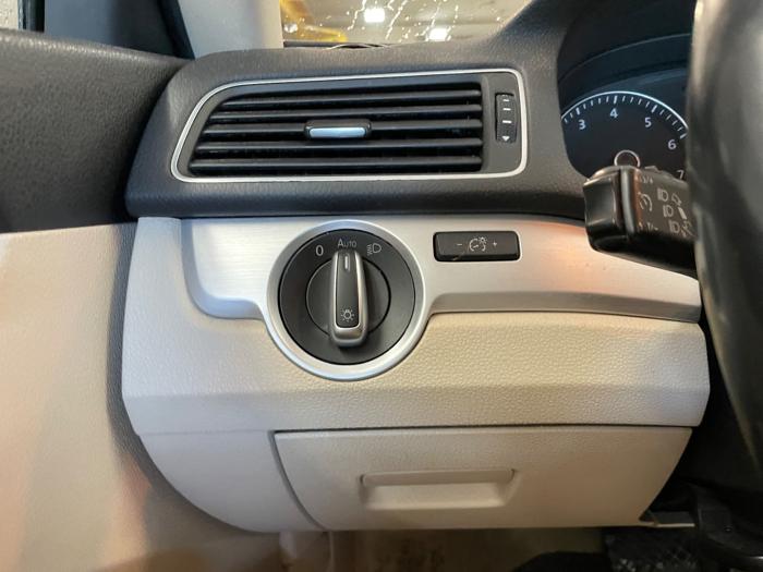 2012 volkswagen passat 2.5l-se-mt with 209228 miles for sale near elk-river, minnesota 7eda1ab7e46843cd8c40c71ca5622ab1.jpeg