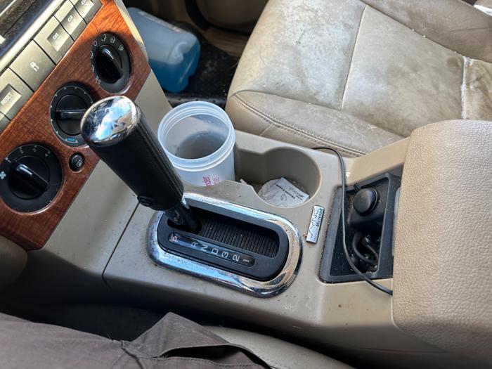 2008 ford explorer eddie-bauer-4.0l-4wd with 175164 miles for sale near elk-river, minnesota 7ee6fb4b27b64f82b7f6e24c18de4f1f.jpeg