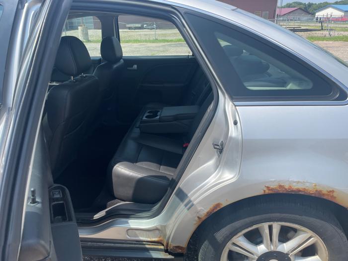 2008 mercury sable premier with 193179 miles for sale near annandale, minnesota 7f4d8b692f5c4c2eb7eb6d8d0efd15e1.jpeg