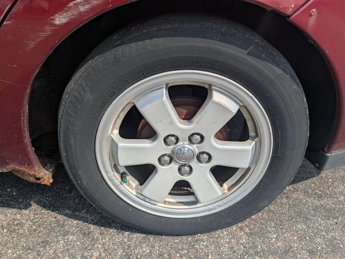 2005 toyota prius 4-door-liftback with 272841 miles for sale near elk-river, minnesota 7f4fed6935b24e93b78dbc5ba10bf07d.jpg