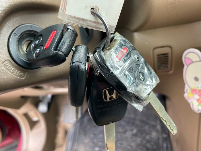 2006 honda pilot ex-4wd-at with 260470 miles for sale near fridley, minnesota 7f52a39dc1504413b6a830ed50aca1cf.jpeg