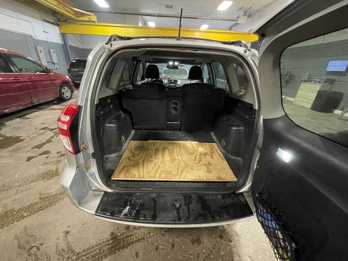 2009 toyota rav4 sport-i4-4wd with 221235 miles for sale near elk-river, minnesota 7f850c86f246457ab631b47a456fb0e7.jpeg