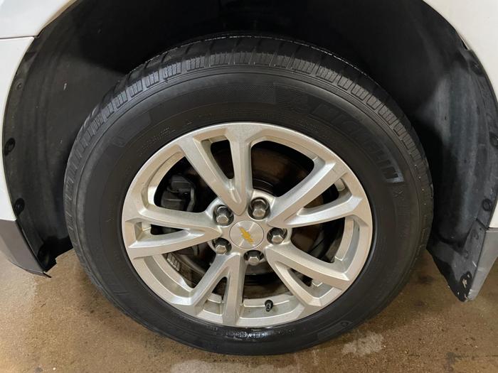2017 chevrolet equinox lt with 160879 miles for sale near elk-river, minnesota 7fecf9d2633b47a4a1508e886d6b0122.jpg
