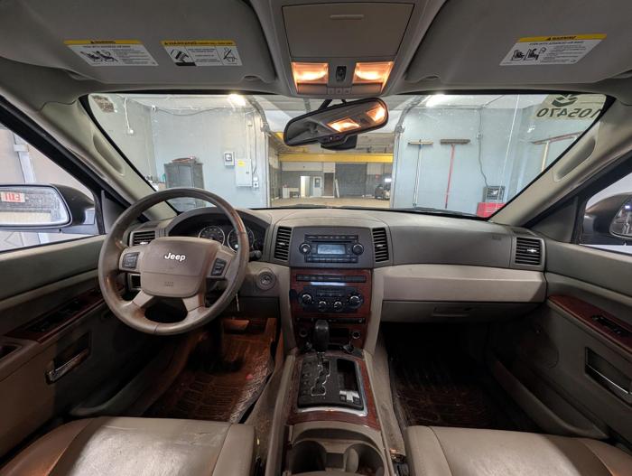 2007 jeep grand-cherokee limited-4wd with 190229 miles for sale near elk-river, minnesota 7ff6f6d7881542a9bd8c05ee0c87ebb6.jpg