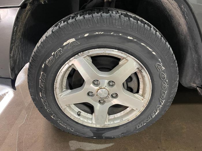 2005 jeep grand-cherokee limited with 207550 miles for sale near elk-river, minnesota 7ffa1700fc1a4710be724254d444fe3b.jpg