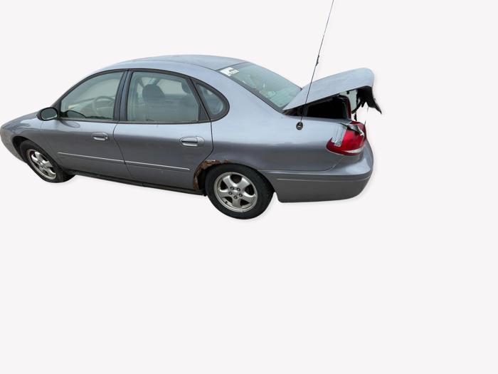 2006 Ford Taurus