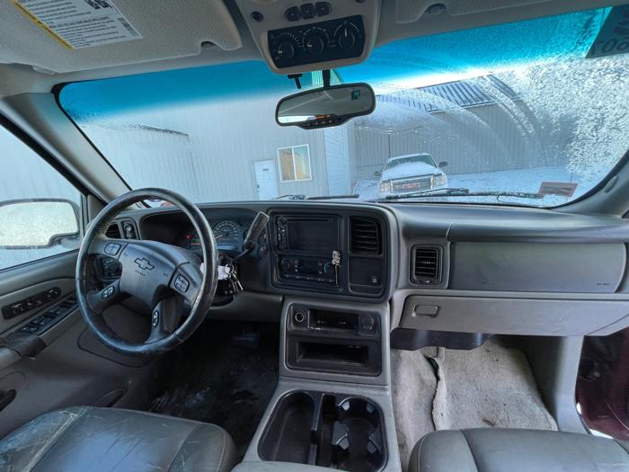 2006 chevrolet suburban 1500-4wd with 211968 miles for sale near elk-river, minnesota 80022a9037b4424089a99ffdb653a48a.jpeg