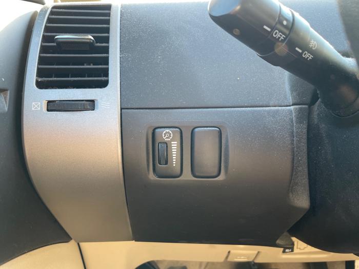 2005 toyota prius 4-door-liftback with 157900 miles for sale near elk-river, minnesota 801aa1c1a34b43e68246effa9a8cc387.jpeg