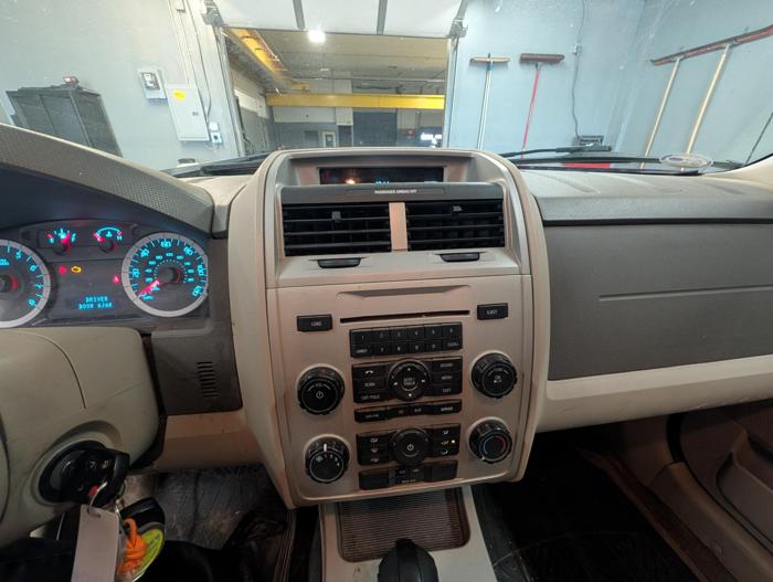 2011 ford escape xlt-4wd with 245487 miles for sale near elk-river, minnesota 802e79a8055f4774813605c277a526e9.jpg