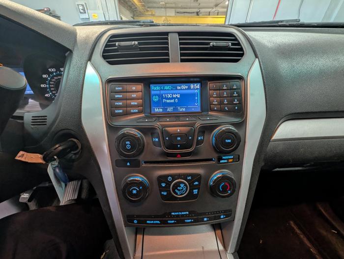 2012 ford explorer xlt-4wd with 187791 miles for sale near elk-river, minnesota 8032512f7bd14ae786d9ef37aa5374ae.jpg