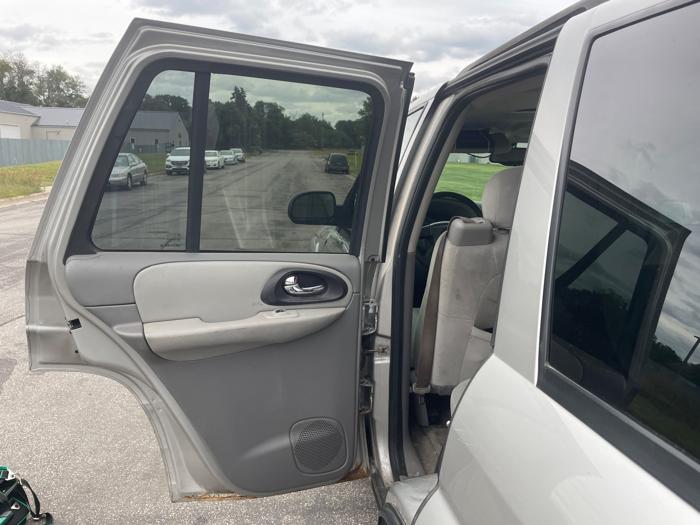 2007 chevrolet trailblazer ls1-4wd with 98541 miles for sale near elk-river, minnesota 80489df7140047e8bc19c36886c055f8.jpeg