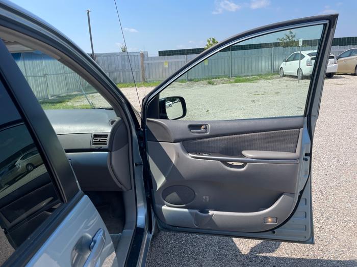 2006 toyota sienna le-7-passenger with 228007 miles for sale near elk-river, minnesota 80534f6c6f43423a8a741a53c7de296a.jpeg