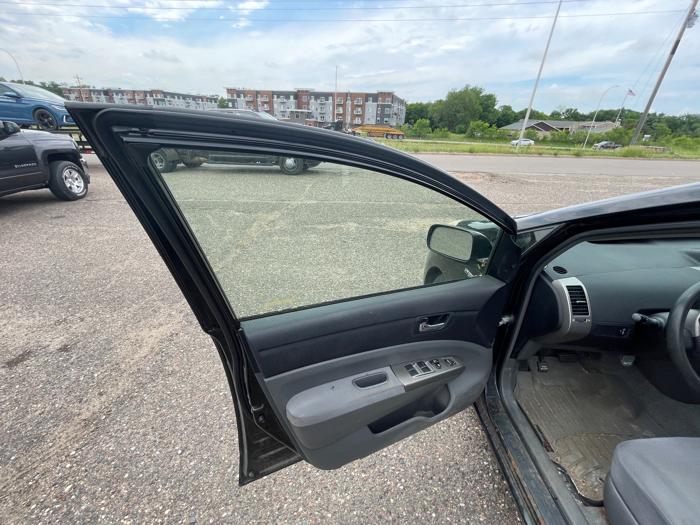 2006 toyota prius 4-door-liftback with 142541 miles for sale near elk-river, minnesota 807e39bc051c4d419727edefa70def19.jpeg