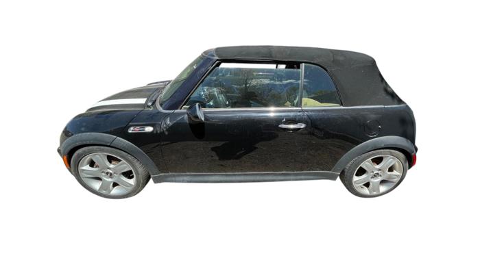 2005 mini cooper s-convertible with 127460 miles for sale near elk-river, minnesota 8080f18a774a4b948e80f0352f7f4adc.jpg