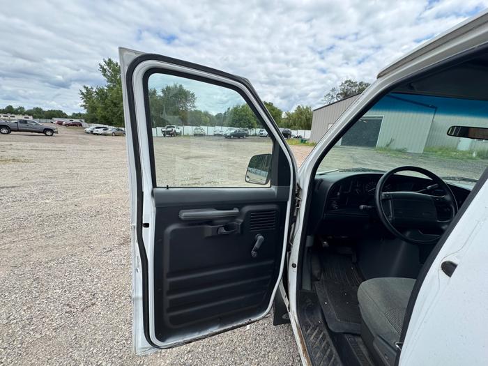 1994 ford econoline e150 with 205111 miles for sale near elk-river, minnesota 8081f9f0376141868f9b82b780c39f2f.jpeg