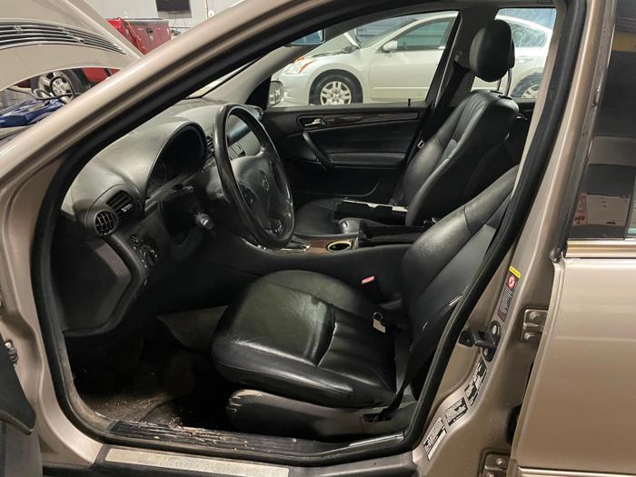 2005 mercedes-benz c-class 4-matic with 168563 miles for sale near elk-river, minnesota 80988888907041e295c5e5d23a595bd8.jpg
