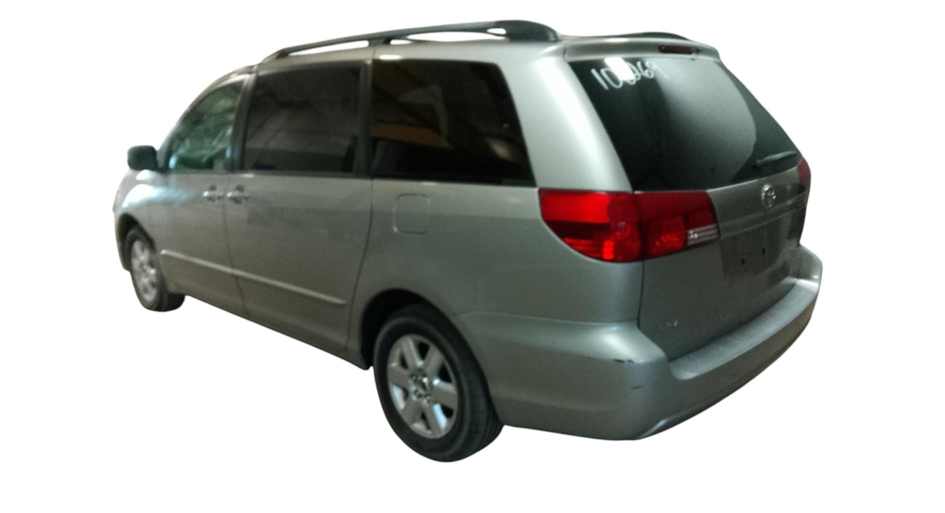 2005 toyota sienna with 153699 miles for sale near elk-river, minnesota 80a7b5d0e4334fad81d3e035ce16743f.jpg
