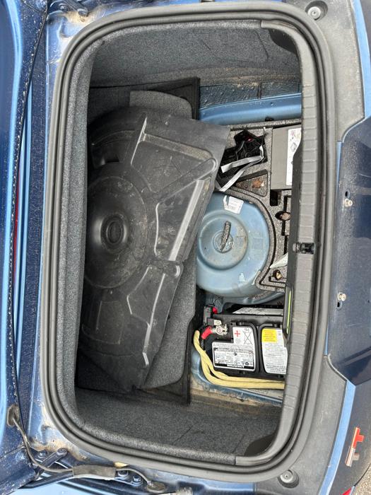 2004 audi tt roadster-quattro-(250-hp) with 126058 miles for sale near burnsville, minnesota 80b2da73d49b40749040154e7dec7024.jpeg