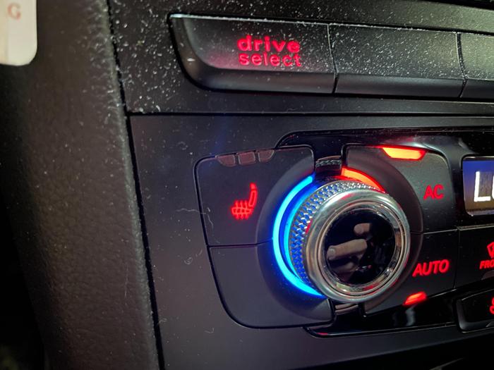 2014 audi sq5 with 105818 miles for sale near elk-river, minnesota 80e8e00d74634f84b15a5877670c5a68.JPG