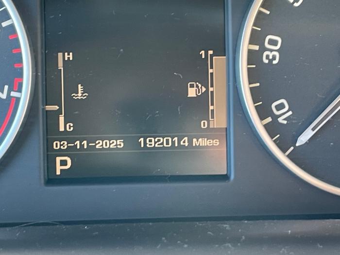 2013 land-rover lr4 hse-luxury with 192014 miles for sale near elk-river, minnesota 80fca83a18e64b29b1e23514ed2a0ae4.jpeg