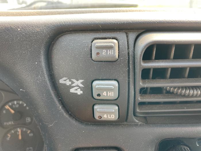 2003 chevrolet s10-pickup ls-crew-cab-4wd with 200963 miles for sale near elk-river, minnesota 814e5fc6e0a04e72a29e4ad170f73b7e.jpeg
