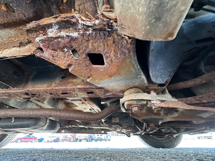 2006 chrysler town-&-country base with 141271 miles for sale near elk-river, minnesota 81709ba854dc413ba76668f98481c9d0.jpeg