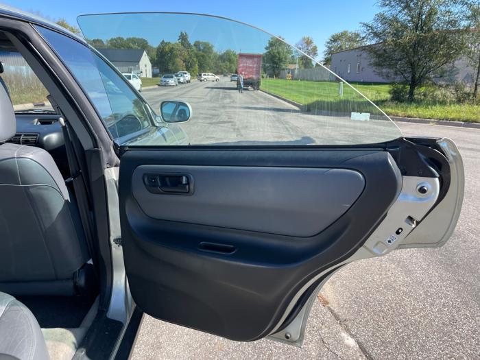1998 acura integra gs-sedan with 102606 miles for sale near elk-river, minnesota 81a3f3afe3094b4e932300eb7cfc350e.jpeg