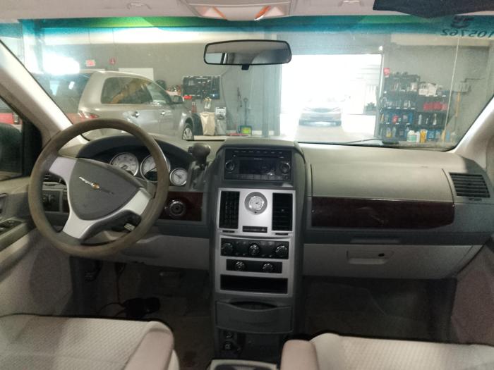 2009 chrysler town-&-country lx with 212963 miles for sale near elk-river, minnesota 81b62f522f8146b2b38df40ed21119fd.jpg