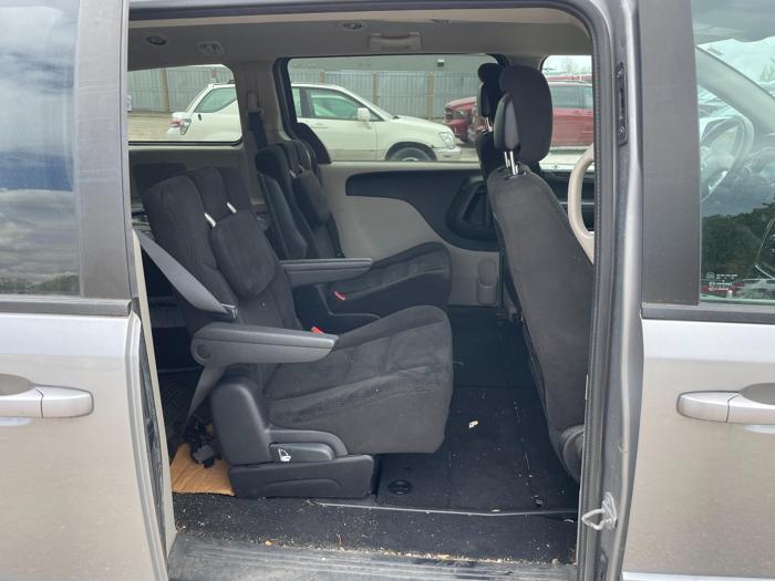 2015 dodge grand-caravan sxt with 308331 miles for sale near elk-river, minnesota 81cec031880743e7ba84b56c5747c4a8.jpg