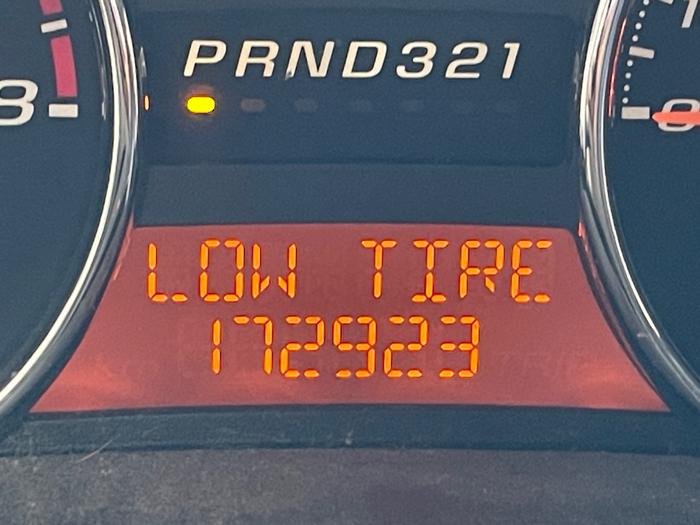 2009 chevrolet colorado lt1-crew-cab-4wd with 172923 miles for sale near elk-river, minnesota 81ff71080e7c44c0afd5488e75addfca.jpeg