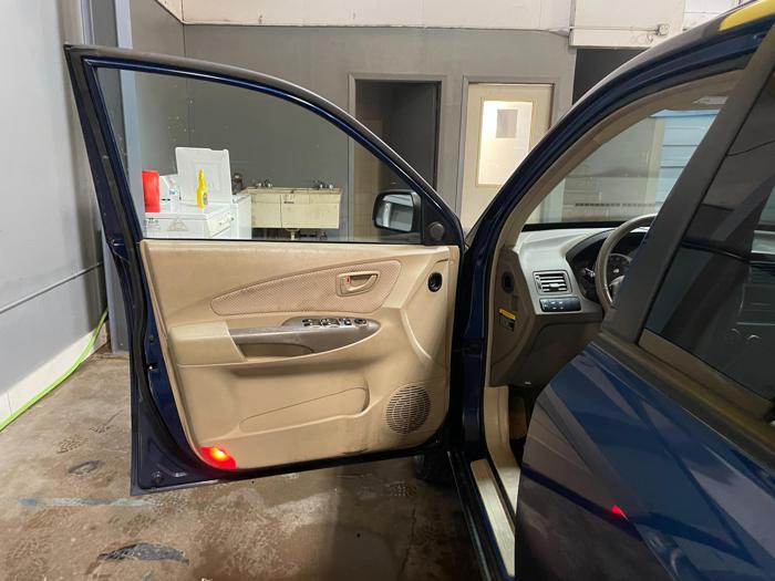 2006 hyundai tucson gls-2.7-4wd with 152494 miles for sale near elk-river, minnesota 820841682c224e21a5cc543712234a45.jpg