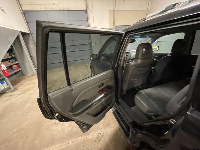 2004 honda pilot ex-v6 with 296417 miles for sale near elk-river, minnesota 8212064bad0745deba0702287a3eb5ec.jpeg