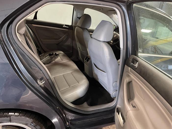 2009 volkswagen jetta se with 198966 miles for sale near elk-river, minnesota 823c987da03841a287753a35e3d3dc28.jpg