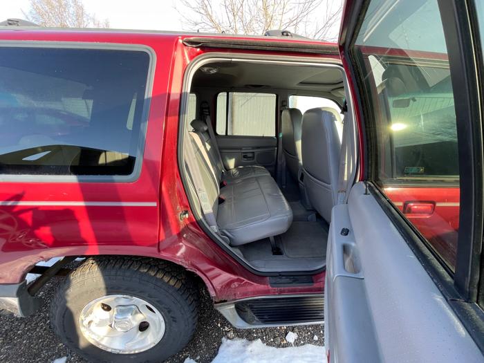 1998 ford explorer xl-4-door-4wd with 232725 miles for sale near elk-river, minnesota 8249d6a0a484490eb7630cd1d04c37ba.jpeg