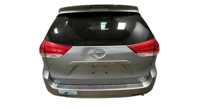 2012 toyota sienna le-fwd-8-passenger-v6 with 212328 miles for sale near elk-river, minnesota 824a39b1b7764fc4b1e4434dba1f599e.jpg