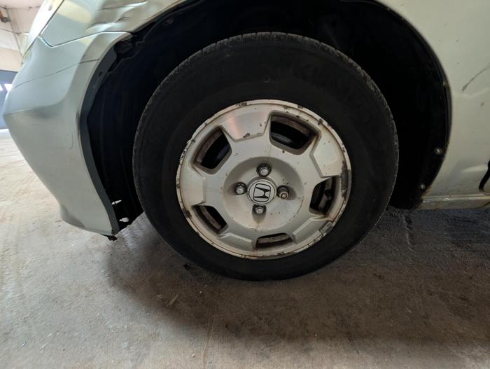 2004 honda civic-hybrid sedan-with-cvt with 142924 miles for sale near elk-river, minnesota 8291415195a34ee79bc7fed9a6457422.jpg
