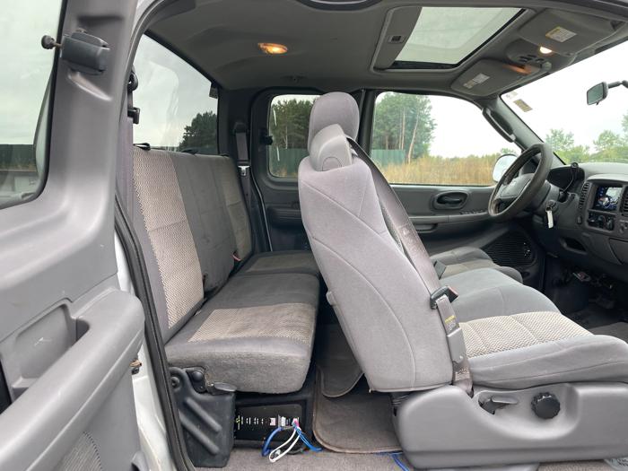 2003 ford f-150 xl-supercab-4wd with 165733 miles for sale near elk-river, minnesota 82a5790ed75c409dbde181ca64df9d3d.jpeg
