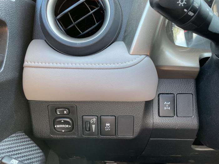2013 toyota rav4 xle-awd with 93773 miles for sale near elk-river, minnesota 82da99964b6249dd90cc5f26ed785a99.jpeg