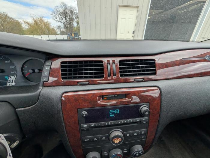 2007 chevrolet impala ls with 315719 miles for sale near elk-river, minnesota 82f577999c044d3ba80191390d23070b.jpg