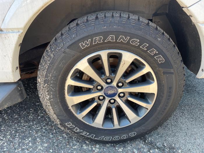 2015 ford expedition el-king-ranch-4wd with 137986 miles for sale near white-bear-lake, minnesota 82f5e156f7d446e8b305b3ed170da917.jpeg