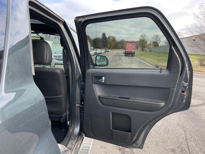 2008 mercury mariner premier-4wd with 191568 miles for sale near elk-river, minnesota 8335e9b88da446289083aca5a7dd979b.jpeg